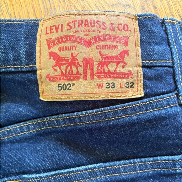 Men’s 502 Levi’s - Picture 2 of 4